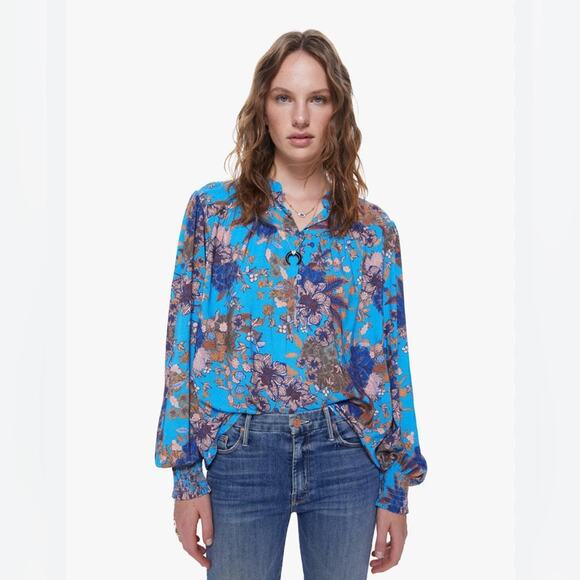 XiRENA Emilia Top in Cerulean Medley Size S - Picture 2 of 8